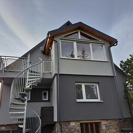 Apartman Nikol 프리에비드자 외부 사진